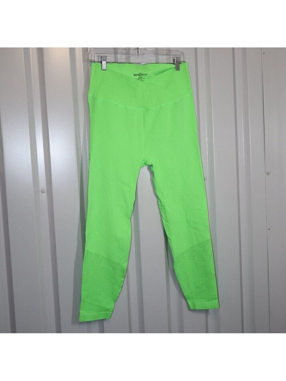 SHEFIT Womens Full Length Seamless Leggings Neon Green Size 2Luxe (18) 140025